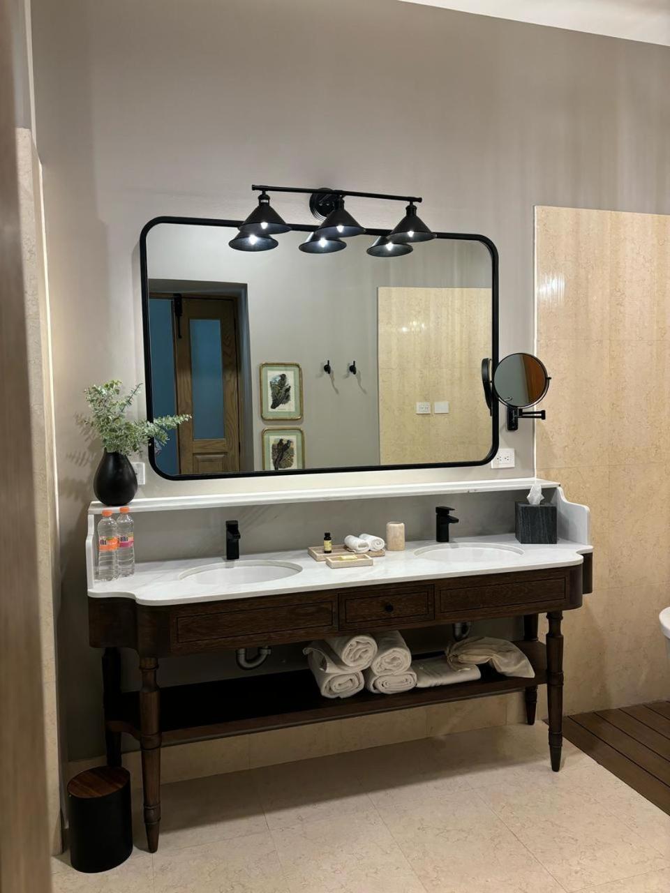La Casona Del Banco Hotel Boutique 파라스 데 라 푸엔테 외부 사진